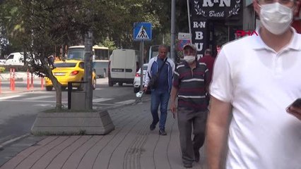 MAVİ KATEGORİYE GEÇEN ZONGULDAK'TA AŞI, VAKA ORANINI DÜŞÜRDÜ