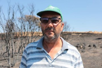 Yangında samanları ve arı kovanları küle dönen iki çiftçiye yardım eli