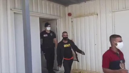 436 düzensiz göçmen Geri Gönderme Merkezi'ne teslim edildi