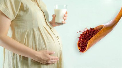 Pregnancy में Kesar खाने से क्या सच में बच्चा गोरा पैदा होता है ? | Boldsky