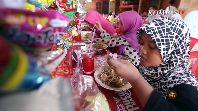 Tak Cuma Berisi Buah Saja, Ini Dia Rujak Rumput Laut Khas Bali