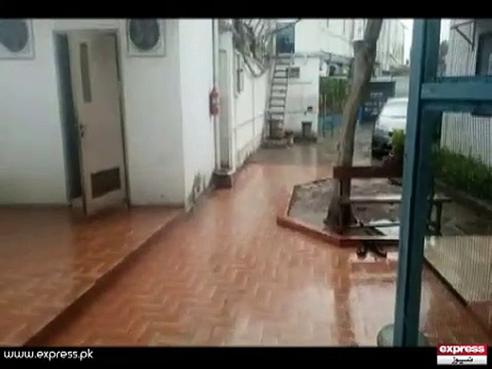 Karachi Barish 1 Sony
