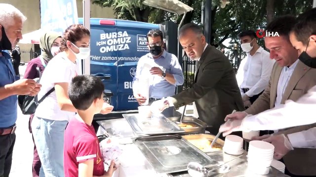 Büyükşehir’den aşure ikramı