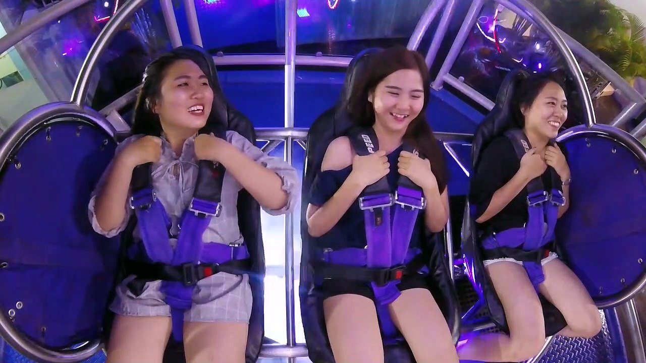 5GX BALI - REVERSE BUNGY with sisters