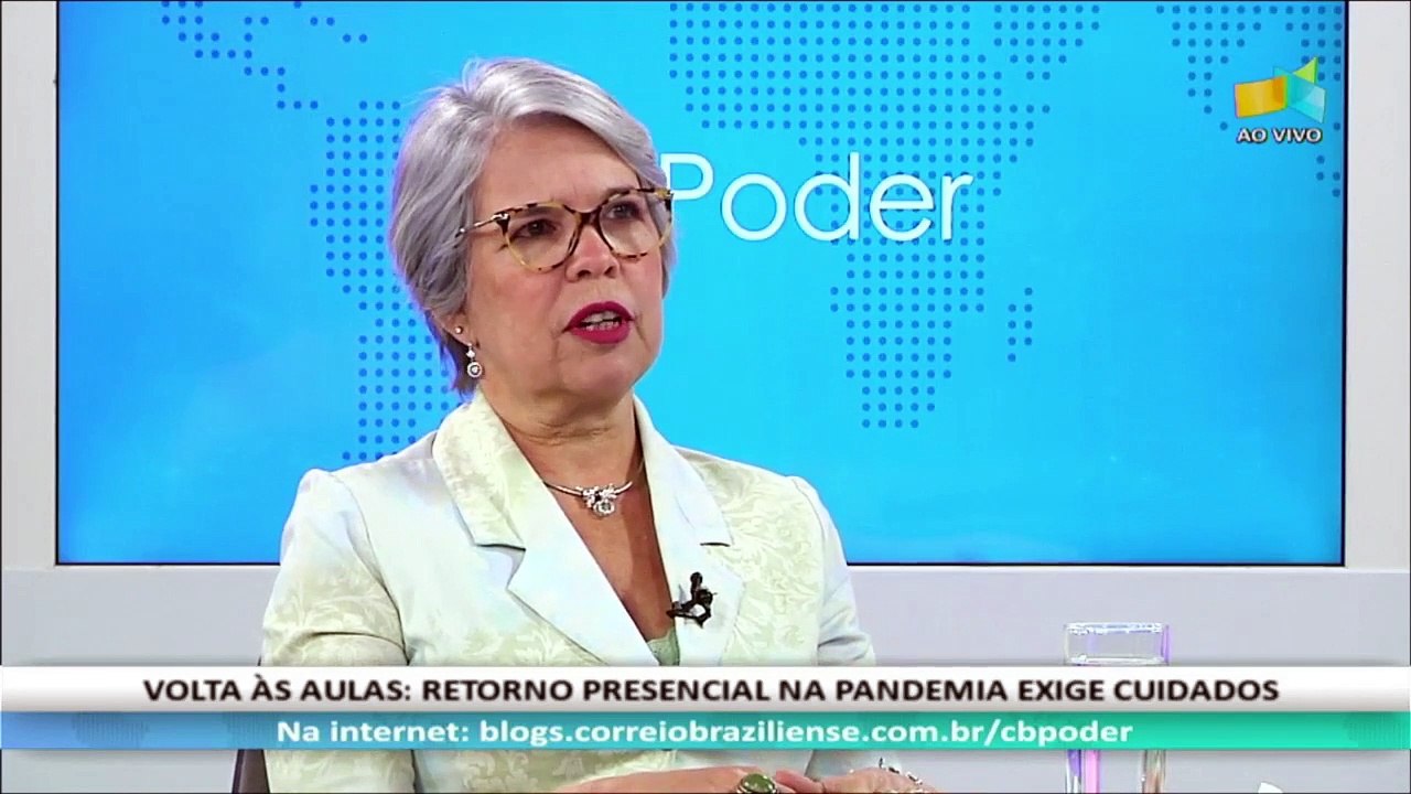 CB.PODER: Hélvia Paranaguá, secretária de Educação - 20/08