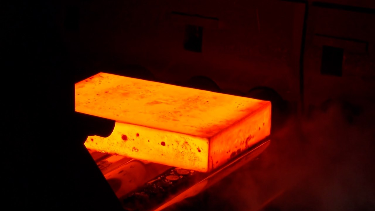 First ‘Green Steel’ Made Without Fossil Fuels S...