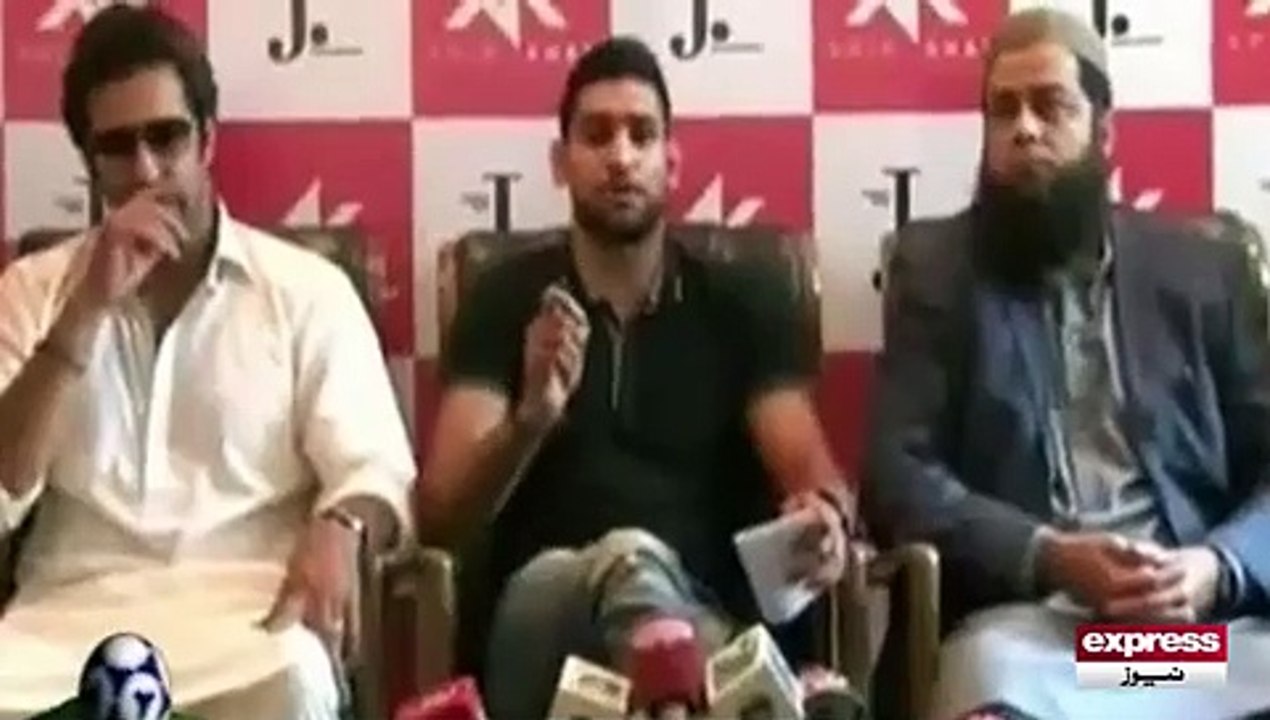 Amir Khan in Lyari Pakistan.mp4