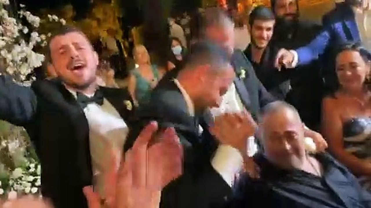 جورج وسوف يحتفل بزفاف ابنه جونيور