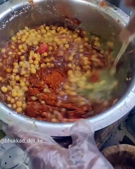 Delhi Ka Special Chola kulcha recipe ! Sharma ji food tour! #shorts # food tour#indian food