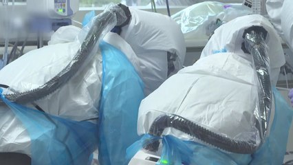 거리두기 2주 더 연장...영업시간 단축에 소상공인 '울상' / YTN