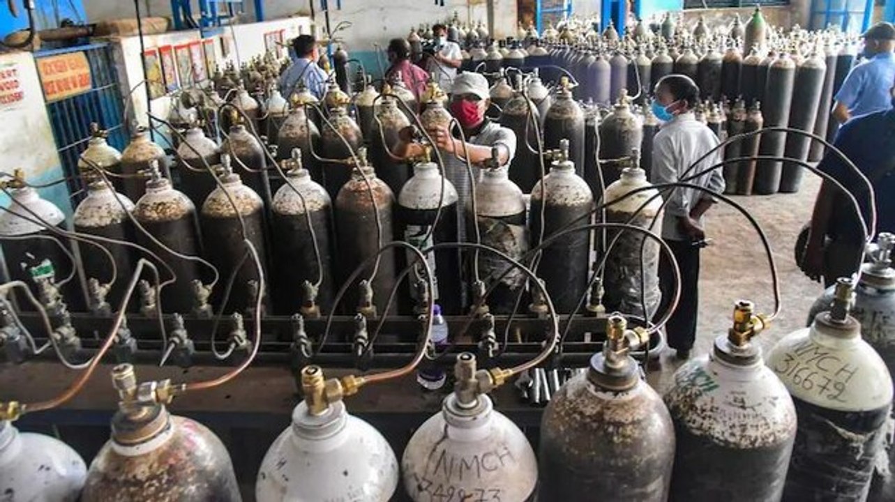 Watch: Delhi government vs Lt Governor Anil Baijal on oxygen row