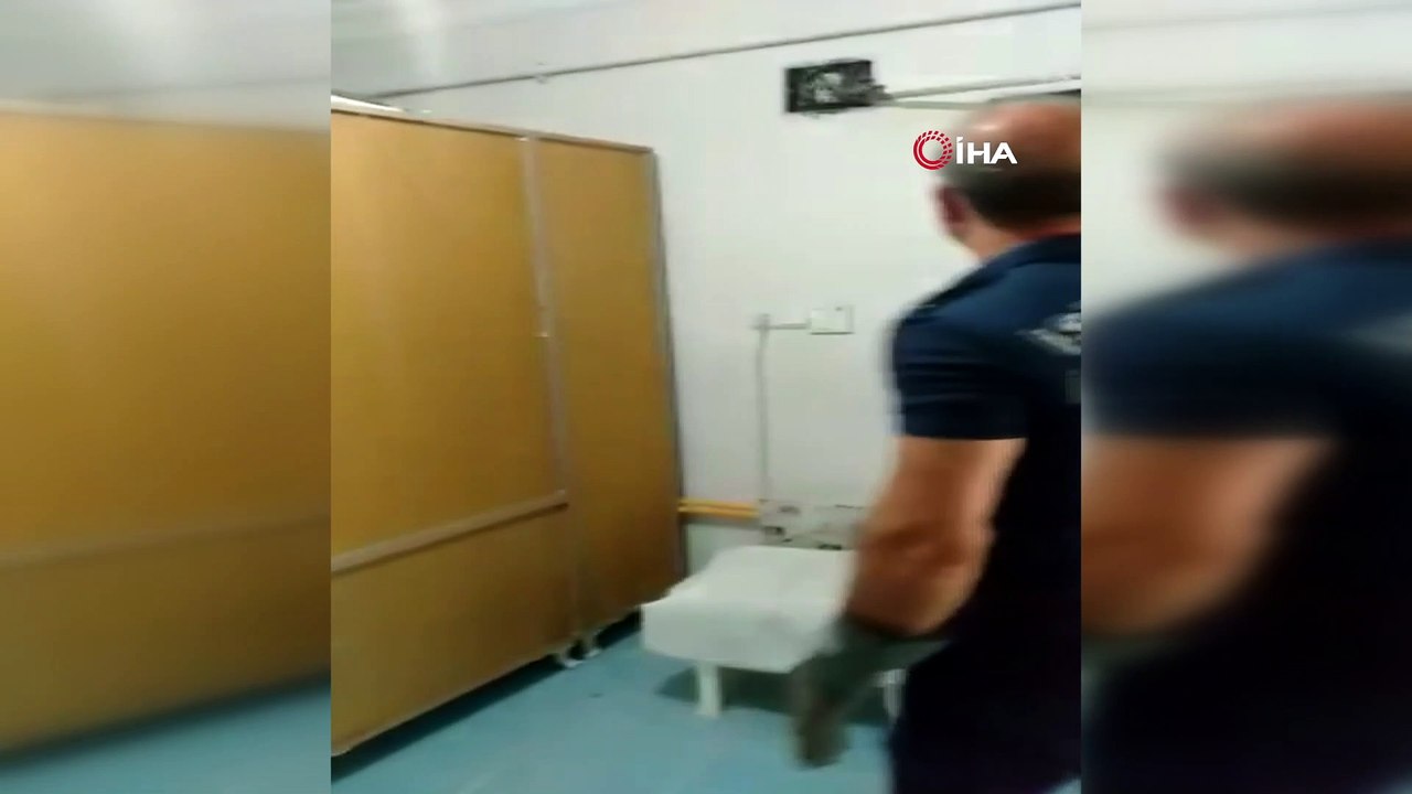 Avcılar’da evde yılan paniği