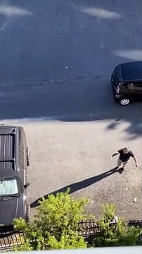 'Daire 16' sosyal medyanın gündeminde: Sokak köpeğinin alınması için belediyeyi arayanlara isyan eden etti