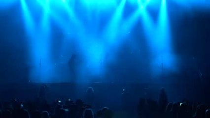 Morat se entrega sobre el escenario en el Morriña Fest de Culleredo