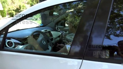 Ana María Aldón llega a casa evitando las preguntas sobre la entrevista de Ortega Cano