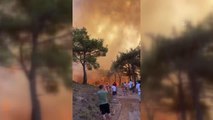 Son dakika haber | Heybeliada'da orman yangını çıktı (12) - Arazözler ile itfaiye araçları adaya gönderiliyor