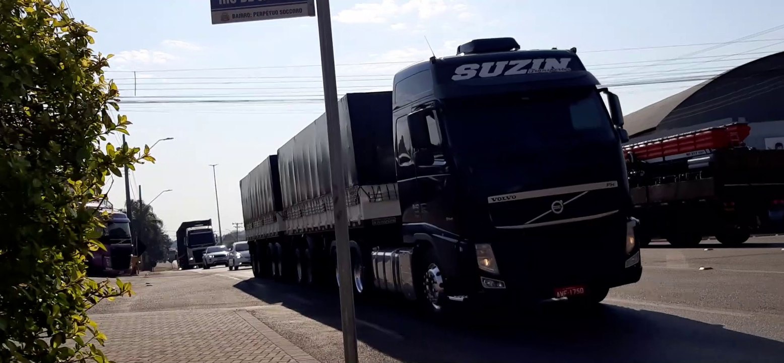 VOLVO FH 540 6X4 I-SHIFT PRETO RODOTREM RANDON GRANELEIRO 9 EIXOS 19,80 METROS SUZIN TRANSPORTES
