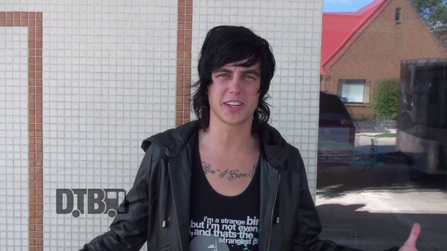 Sleeping With Sirens - BUS INVADERS (Revisited) Ep. 100