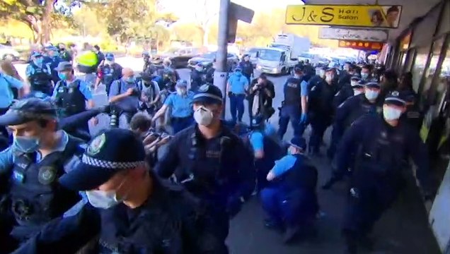 Hundreds fined after protesters gather in Sydney and Melbourne