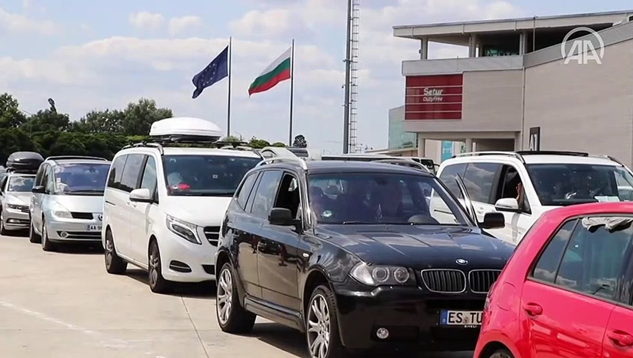 Yurt dışından gelen 1,5 milyondan fazla gurbetçi tatilini Türkiye'de geçirdi