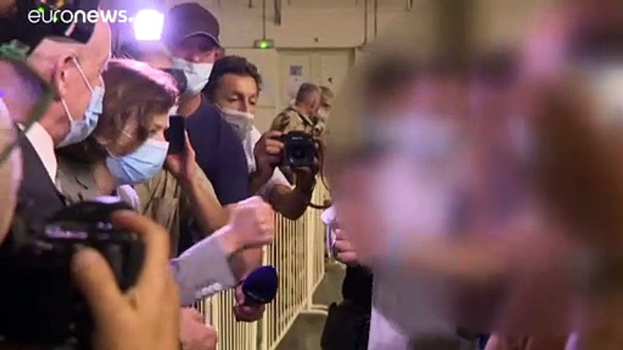 Französische Evakuierungen: Rettung, aber mit Kontrolle