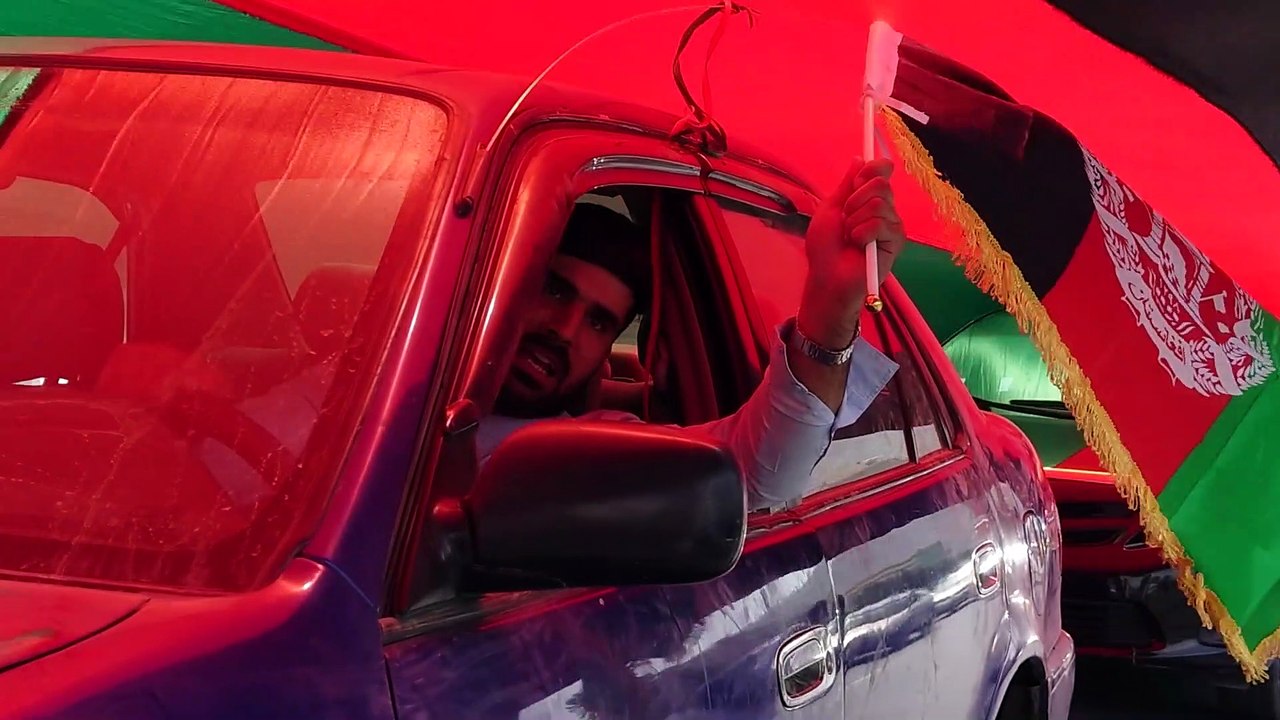Des manifestants dans les rues de Kaboul face aux talibans redevenus maîtres de la ville
