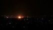 Flambée de violence à Gaza : des heurts à la frontière, et des raids aériens