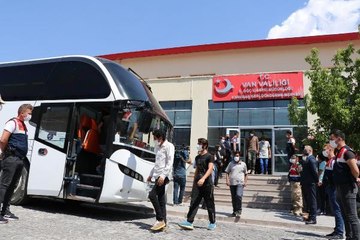 Son dakika... TALİBAN'DAN KAÇAN FİRUZE İKİ ÇOCUĞUM ÖLDÜRÜLDÜ, ÜLKEMİZE DÖNMEK İSTEMİYORUZ