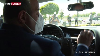 Bakan Varank, otomobille test sürüşü yaptı