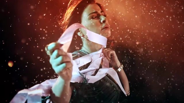 إليسا تحتفل بوصول أغنيتها ياريت لـ 100 مليون مشاهدة على يوتيوب