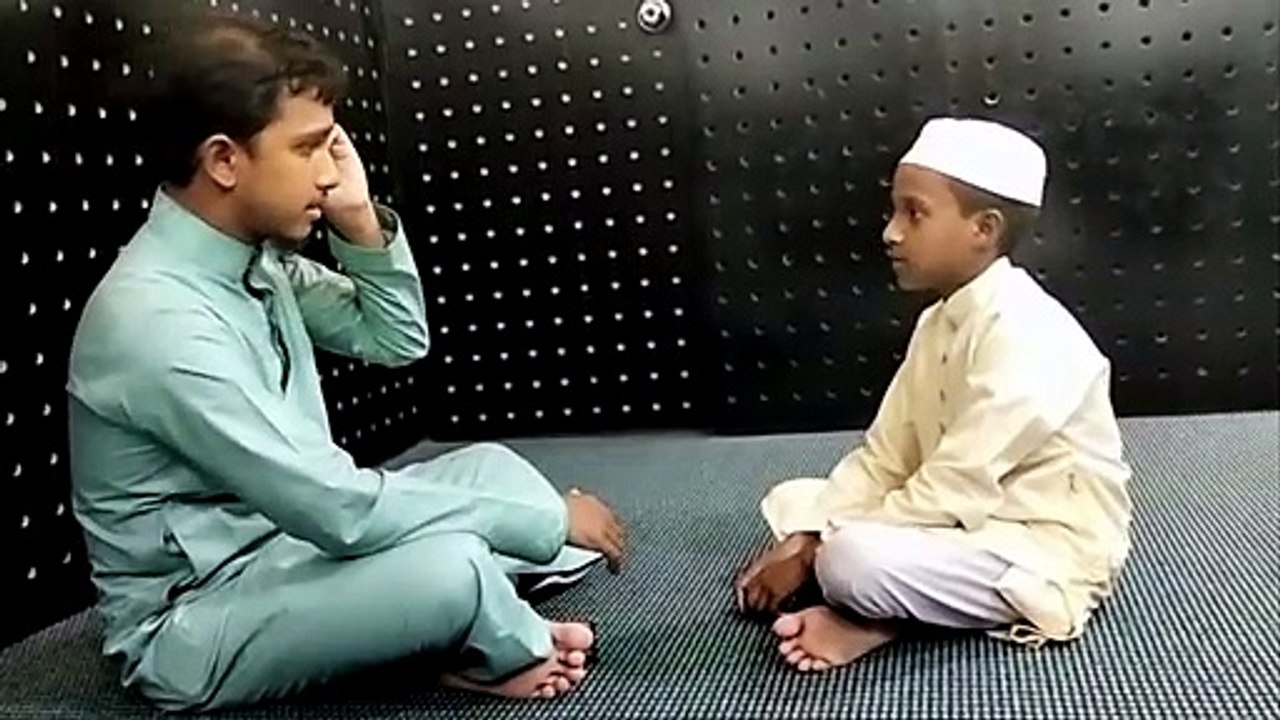 ছেলেটির কণ্ঠ শুনে মুগ্ধ সবাই । Hujaifa Islam Kalarab । Tawhid Jamil । বারে বারে ভাবি একা