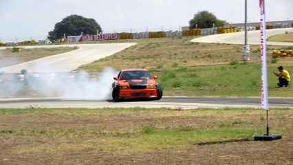 Uşak'ta drift gösterisi nefesleri kesti