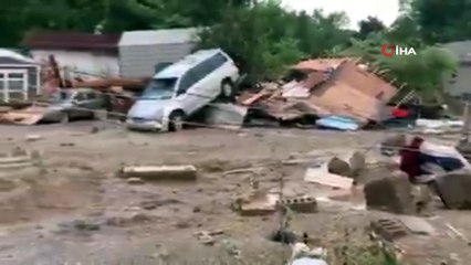 - ABD’deki sel felaketinde can kaybı 15’e yükseldi