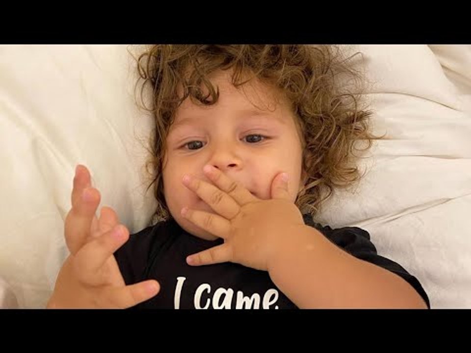 جويل مردينيان تكشف عن وجه ابنها بالتبني للمرة ا...