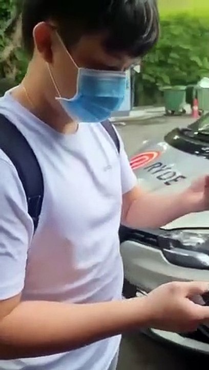CHEAPO M'SIAN MAN WANT BOOK RYDE TO DELIVER GOODS