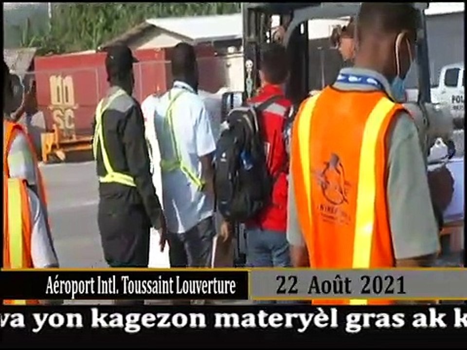 Gouvènman resevwa yon kagezon materyèl pou pote asistans bay viktim tranbleman tè 14 dawout pase a.