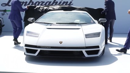 Tải video: Der Lamborghini Countach LPI 800-4 - Weltpremiere bei The Quail - A Motorsports Gathering, USA