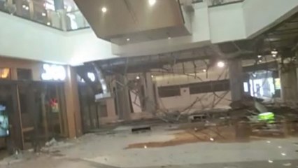 Sebagian Atap Mal Margo City Depok Ambruk