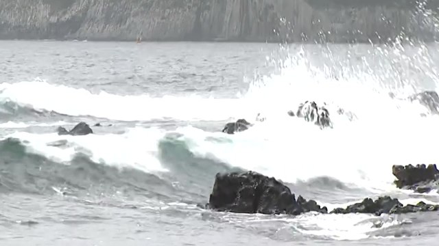 [뉴스큐] 제12호 태풍 '오마이스' 북상...현재 상황은? / YTN