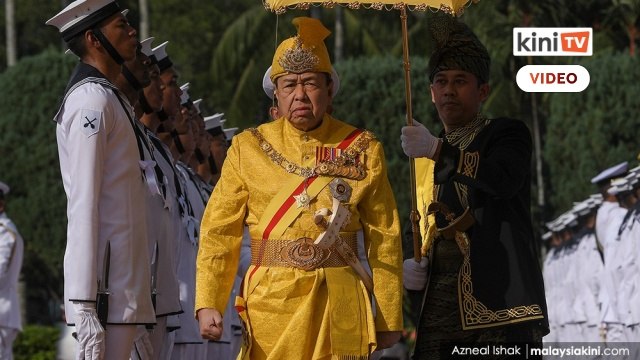 Political turmoil saddens and disappoints Sultan of Selangor