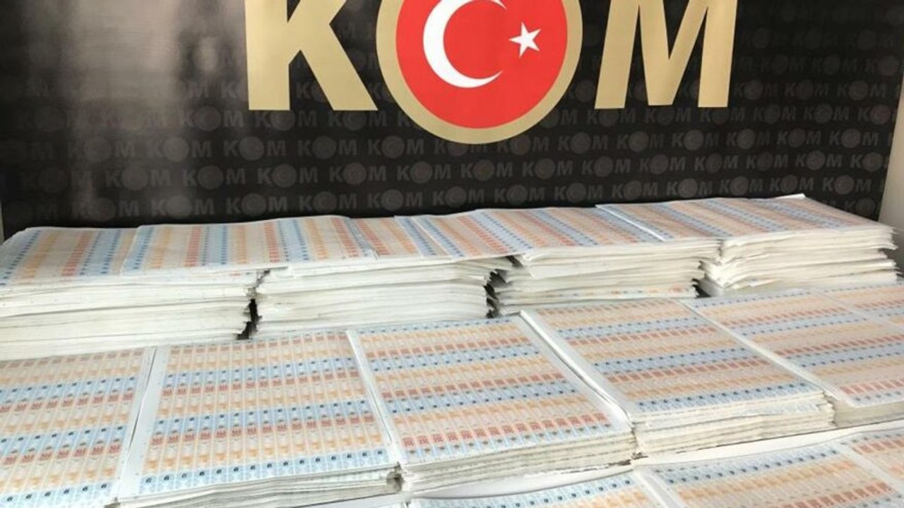 İstanbul’da 387 bin adet sahte alkol bandrolü yakalandı