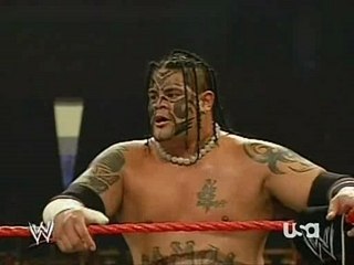 Raw 26-11-2007 - Jeff Hardy & Triple H vs Snitsky & Umaga