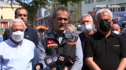 Son Dakika Bakan Özer'den sel bölgesi için yüz yüze eğitim açıklaması