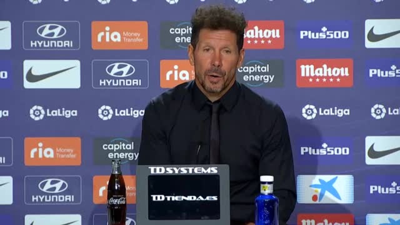 Transferts - Simeone : "Nous avons besoin d'un attaquant"