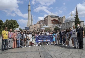 YTB Türk Dünyası Genç Liderler Programı öğrencileri İstanbul'da