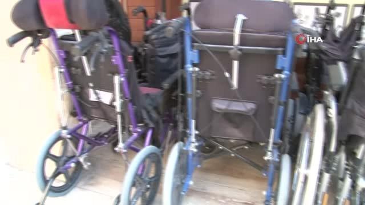 Bölgede tamirci bulamadı... Engelli başkan 10 yıldır tekerlekli sandalye tamir ediyor