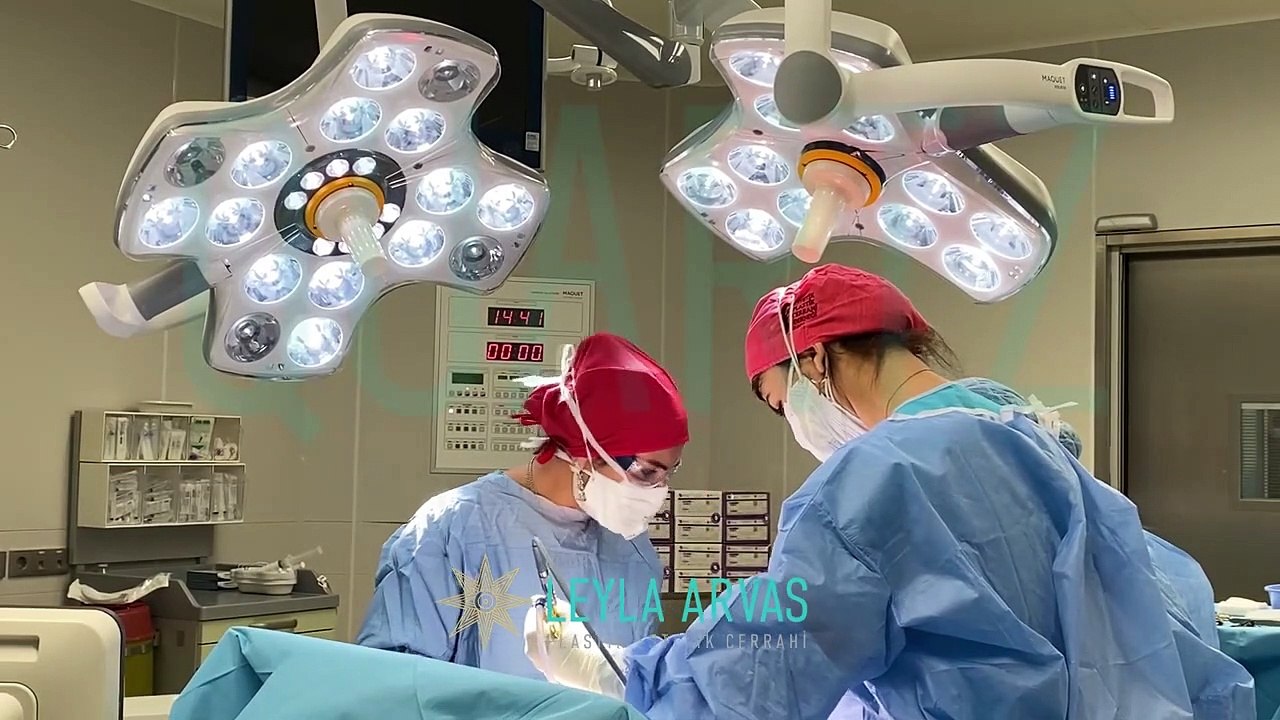KÖTÜ YARA İZİ NASIL DÜZELTİLİR_! _ Op. Dr. Leyla Arvas