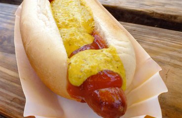 Eating a hot dog can cost a person 36 minutes of healthy life