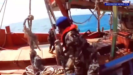 Kren, Patroli Penjaga Laut Natuna Tenggelamkan Kapal Vietnam