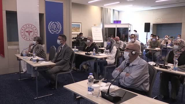 Suriyeli sağlık çalışanlarına yönelik iş sağlığı ve güvenliği eğitimi başlatıldı